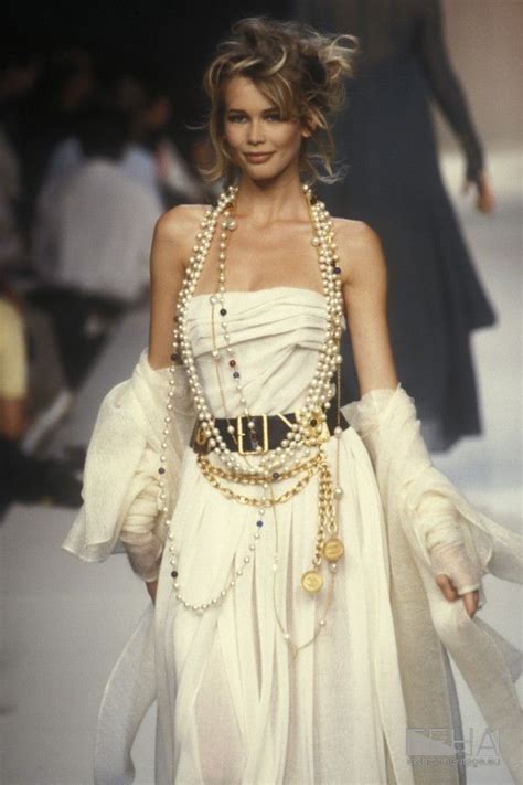 chanel 1992 couture|claudia schiffer 1992.